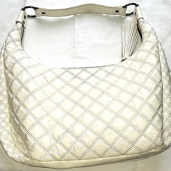 Perlina. Hobo style handbag,  ivory with light brown interior - Picture 5 of 9